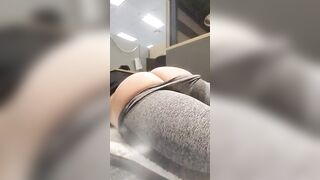 Slo Mo Fun Booty Boucing at Work !!