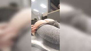 Slo Mo Fun Booty Boucing at Work !!