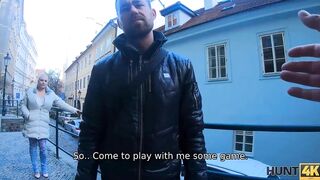 HUNT4K. Hunter interrupts blind date and screws Beauty blonde with