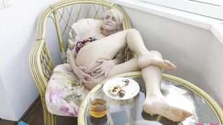 A Lot Of Sweet Cake Inside Aunties Cunt And Rectum.