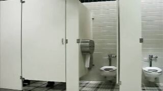 3 Girl caught into a Outdoor Bathroom