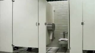 3 Girl caught into a Outdoor Bathroom