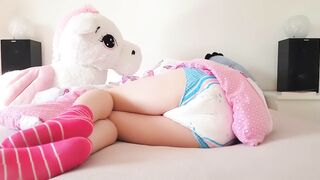 Lazy Morning inside Diapers (Pissing & Masturbation)
