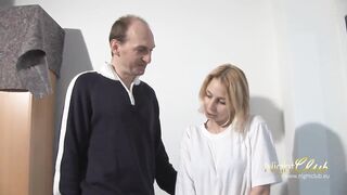 Schwester macht es mit Ihrem Stiefbruder, ekelhaft