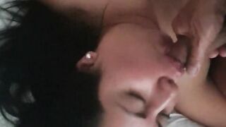 Cum into her mouth