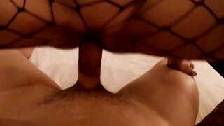 HEIBE SCHLAMPE SAUGTE MEINEN SCHWANZ UND REITE DARAUF