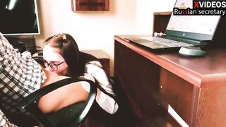 Thoughtful secretary seduced the boss in a head. Russian role-having fun