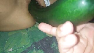 Big Cucumber porn video – I nailed my fiance with a huge and huge cucumber.