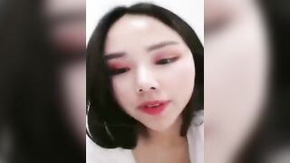 chinese girls pissing