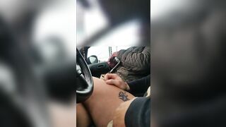 Latin grandmother hand job into my vehicle