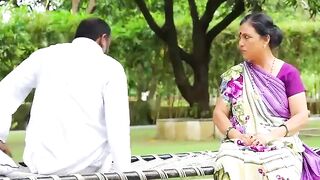 Ghar Aaye Gust Ko babe Nokrani Ne Aapne Dhodh Pilaye