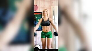 Hottie Milf workout