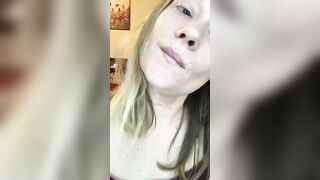 KimbrrrJaXXX being sensual