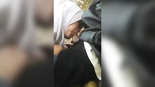 apakah kamu tergoda dengan memek saya