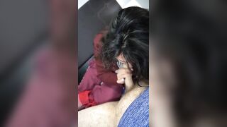 Aguanta todo por su chiquito