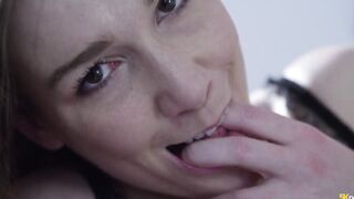 Alexis Crystal Gets Him Addicted To Her Vagina