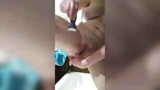 Bare vagina now