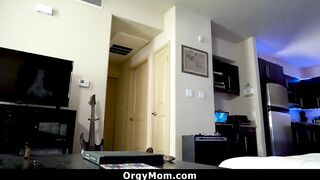 Kinky Stepmom and Step Sister Pounded With Stepson