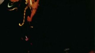 Anna cuisses entrouvertes (1979, France, Brigitte Lahaie)