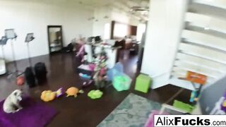 Surreal Swing solo with Alix Lynx inside her daisy dukes