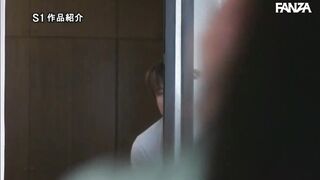 我(已婚) 羽崎美穗淹沒在鄰居女大學生的絕倫性愛,誰已經越過了對面。
