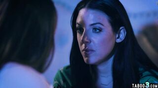 Erotic dyke 19 yo Abigail Mac consoling her chubby cougar neighbors