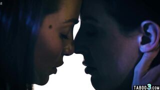 Erotic dyke 19 yo Abigail Mac consoling her chubby cougar neighbors