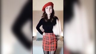 Babe cunt with mouth gets naked