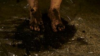 Toes Play Queen pt.two