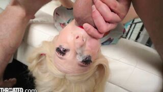 Playful Kenzie Reeves Knows How To Suck Penis - Throated