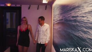 MARISKAX Cougar Cherryl Kitten takes a penis up her booty