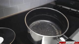 Stepmom making a hot deal with her stepson to do