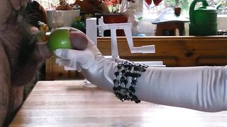 DivaXL using an apple to jerk him off
