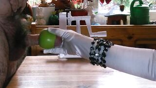 DivaXL using an apple to jerk him off