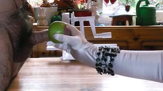 DivaXL using an apple to jerk him off