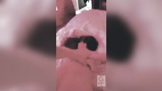 Elle se fait defoncer dans le lit conjugal