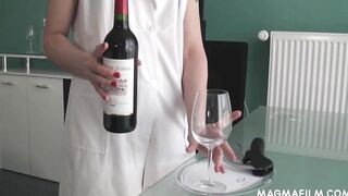 Amateur beauty getting slick snatch boned