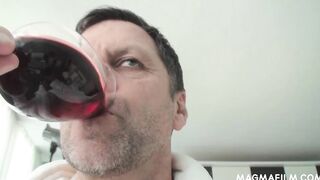 Amateur beauty getting slick snatch boned