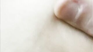 Baise de son petit cul avec plug