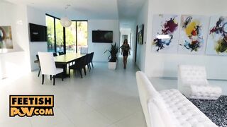 Screaming pounded 18's foot glazed with cum