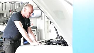 Repairbill payed by Sex