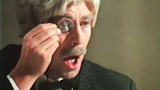 DIe Masche mit dem Schlitz (1980, classic German)
