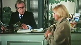 DIe Masche mit dem Schlitz (1980, classic German)