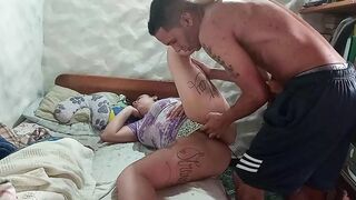 twat surprise to my aunt when she is careless