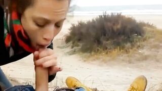 Pipe et baise dans les dunes