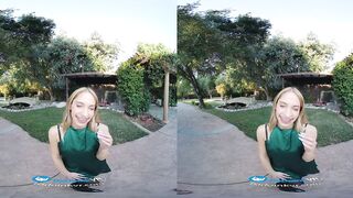 Thin Beauty Teens Khloe Kapri Outdoors Fucking On Blind Date VR