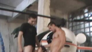 Paraguayan bimbos, Double penetration