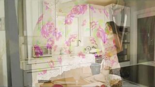 Alessandra Miller Juicy Breakfast