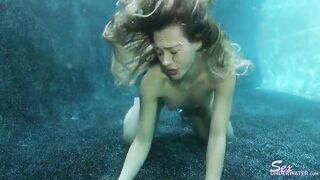Callie Calypso Underwater Sex