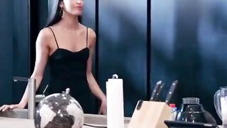 Hot Women Sex Scene 57